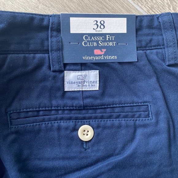 vineyard vines classic club fit short - Picture 3 of 3